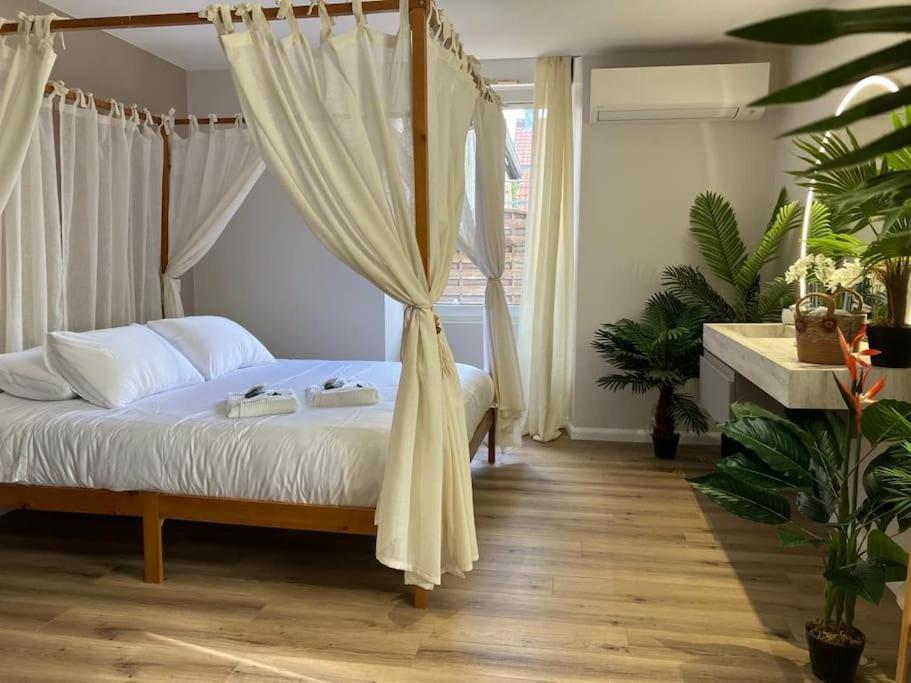 Giromagny Jungle Secret Spa Nuit Insolite מראה חיצוני תמונה