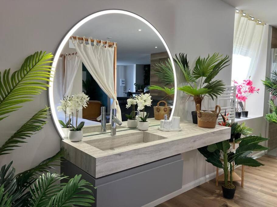 Giromagny Jungle Secret Spa Nuit Insolite מראה חיצוני תמונה